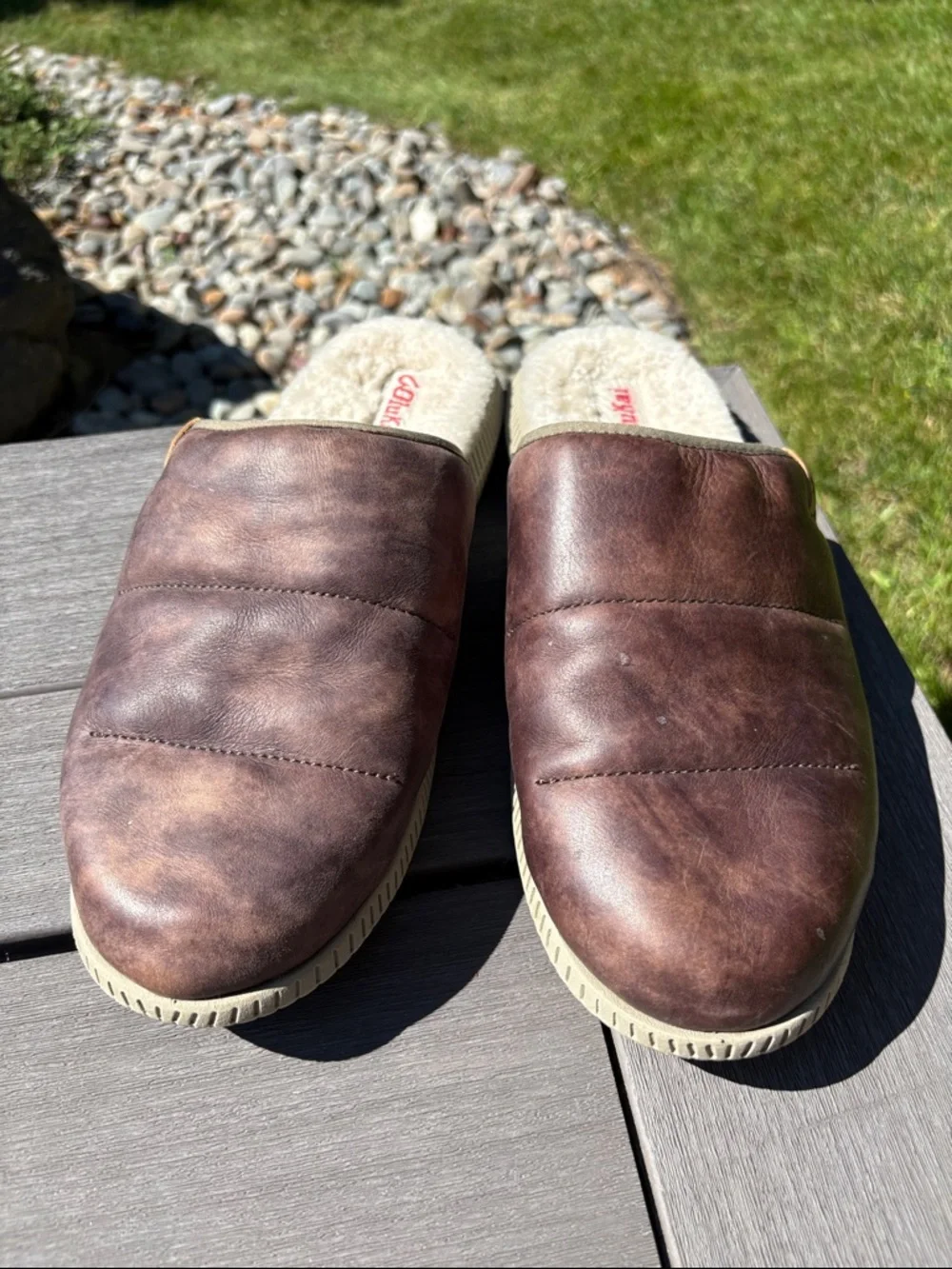 OluKai Men's Brown Leather Slip-On Mua ili Cozy-Lined 10